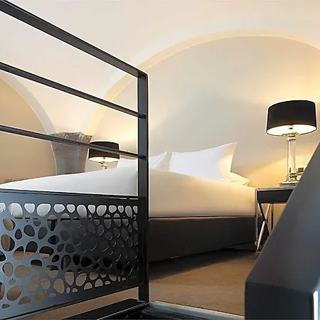 Hotel Royal Hainaut &